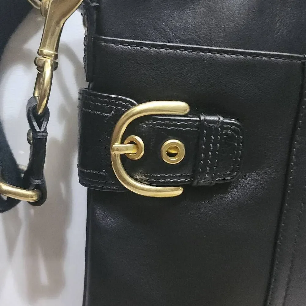 Vintage Coach Soho Y2K Era black leather crossbody bag
